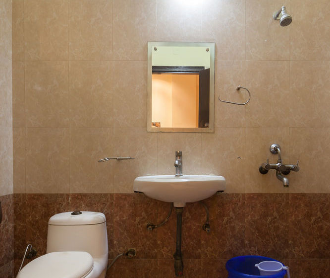 Hotel Oyo Rooms Noida Film City Ii 18