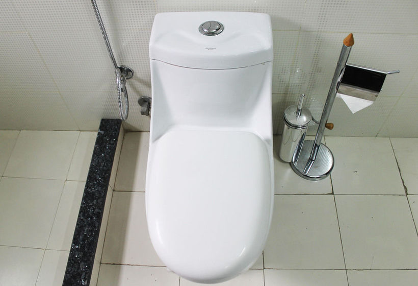 Hotel Oyo Premium Noida Expressway 5