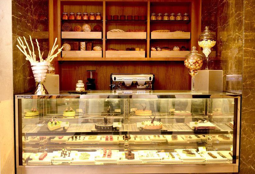 Hotel Crowne Plaza Jaipur Tonk Road 16