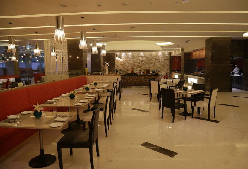 Hotel Crowne Plaza Jaipur Tonk Road 8