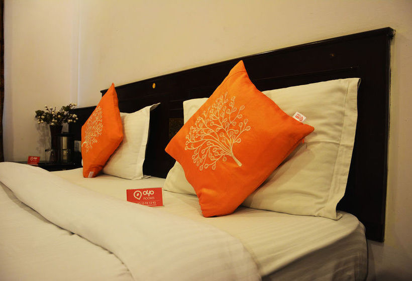 Hotel Oyo Rooms Ghaziabad Opulent Mall 10