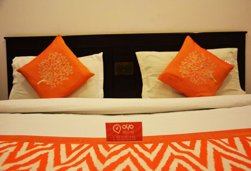 Hotel Oyo Rooms Ghaziabad Opulent Mall 13