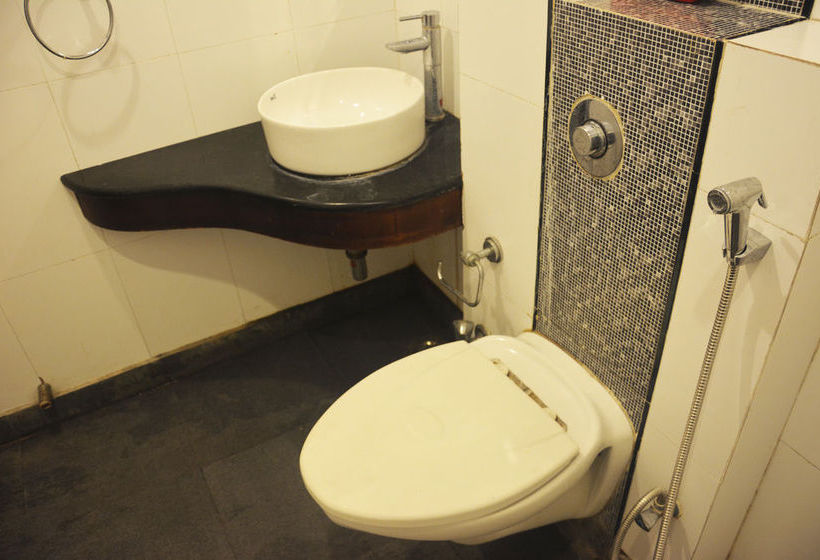 Hotel Oyo Rooms Ghaziabad Opulent Mall 3