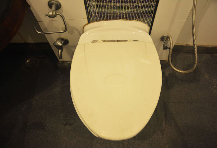 Hotel Oyo Rooms Ghaziabad Opulent Mall 5