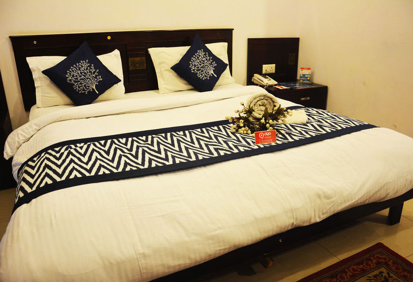 Hotel Oyo Rooms Ghaziabad Opulent Mall 7