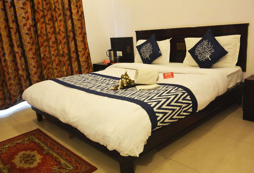 Hotel Oyo Rooms Ghaziabad Opulent Mall 9