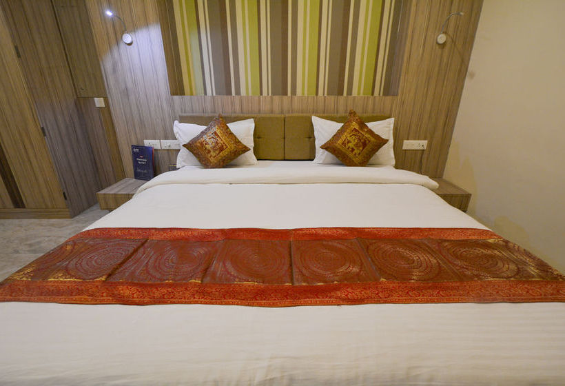 Hotel Oyo Premium Assi Ghat 5
