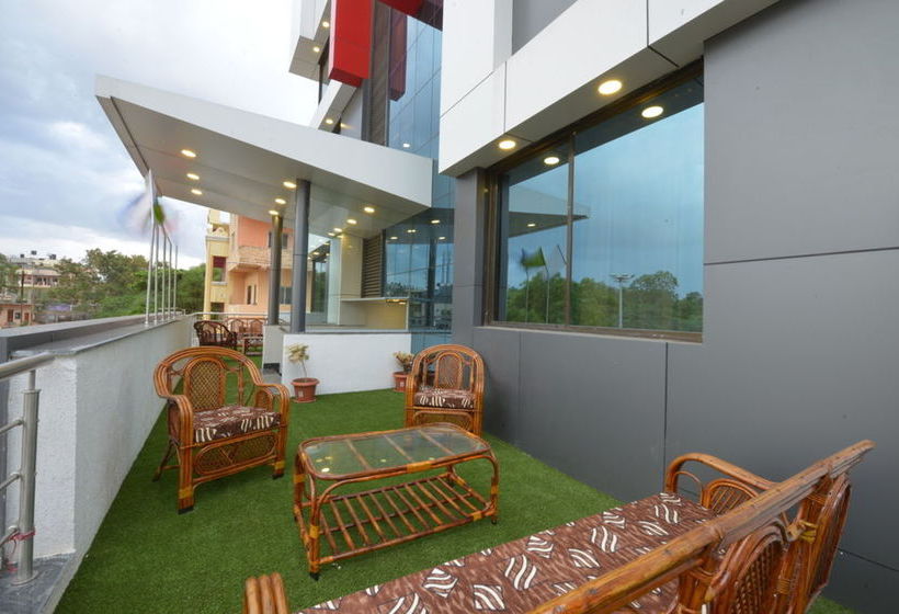 Hotel J P International 3