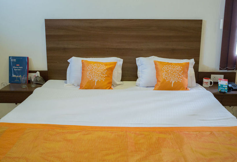 Hotel Oyo Rooms Vikrant Khand 9