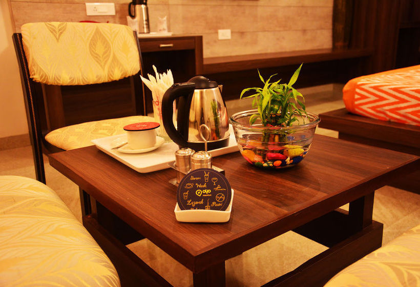 Hotel Oyo Rooms Highway King 12