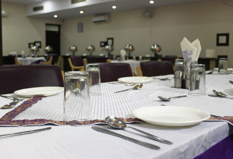 Hotel Oyo Rooms Highway King 6