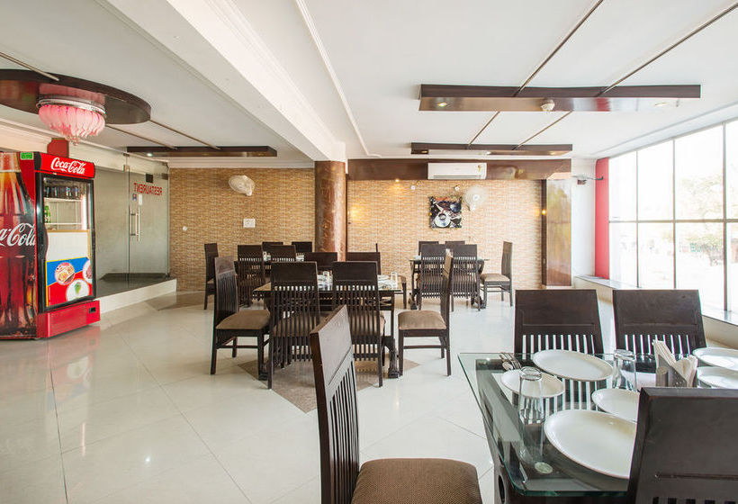 Hotel Oyo Rooms Airport Tonk Road 11