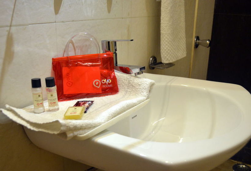 Hotel Oyo Rooms 80 Feet Road Kanpur Uttar Pradesh