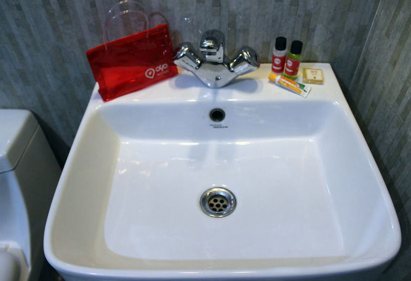 Hotel Oyo Premium Mukti Dham Rishikesh 12