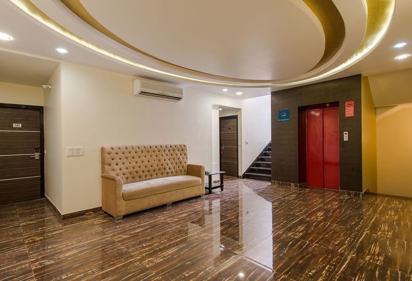 Hotel Oyo Premium Gandhi Nagar Station 13