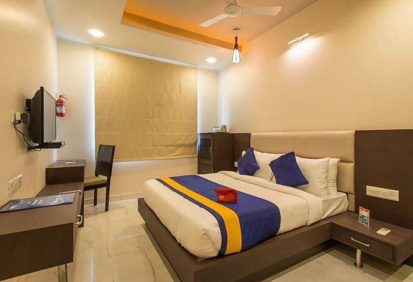 Hotel Oyo Premium Gandhi Nagar Station 2