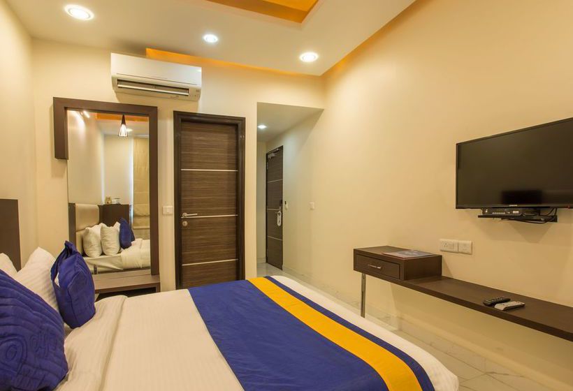 Hotel Oyo Premium Gandhi Nagar Station 3