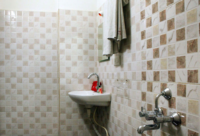 Hotel Oyo Rooms Kukatpally Housing Board 4