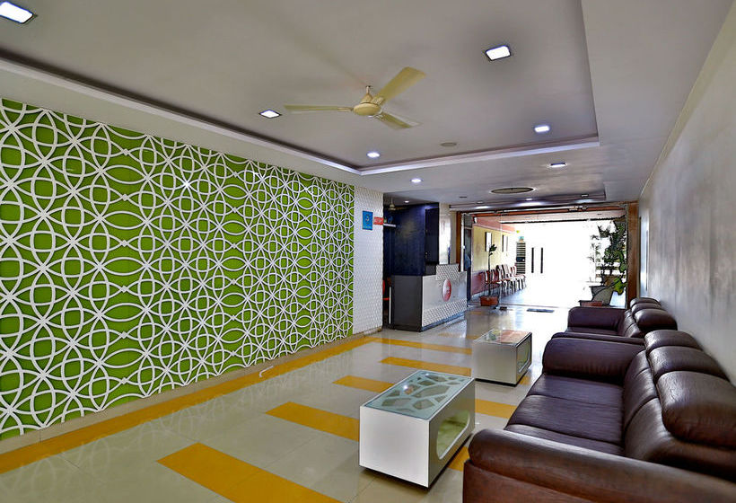 Hotel Oyo Rooms Inorbit Mall 2