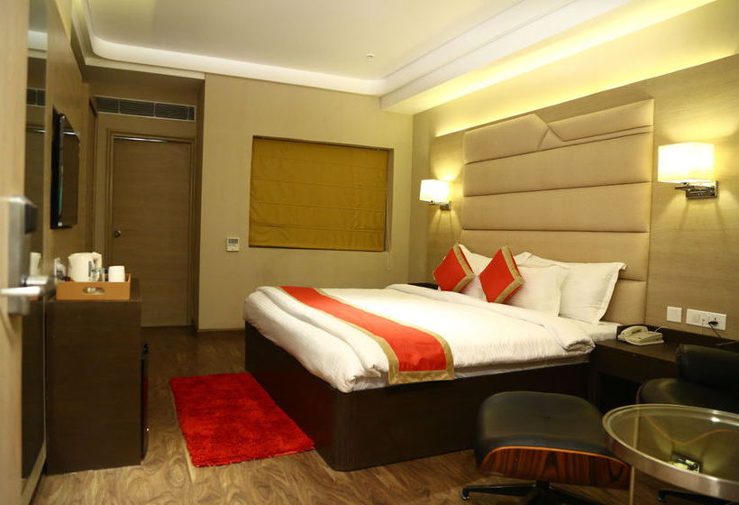Hotel The Fern Residency Amritsar 13