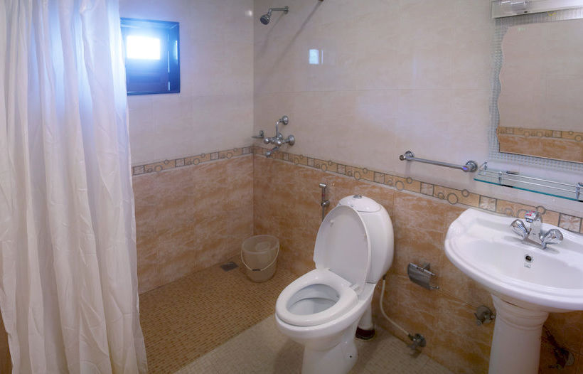 Hotel Zo Rooms Candolim Luxury Apartment 3