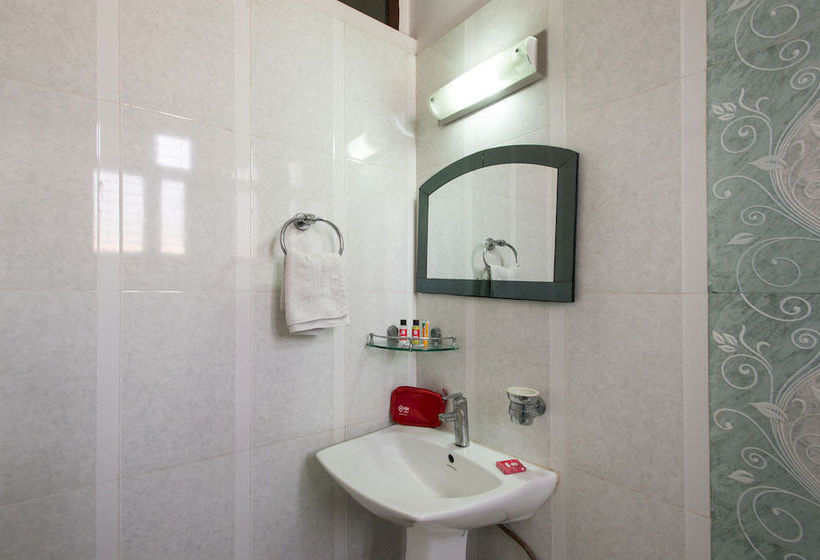 Hotel Oyo Rooms Vivek Vihar Metro Station 1