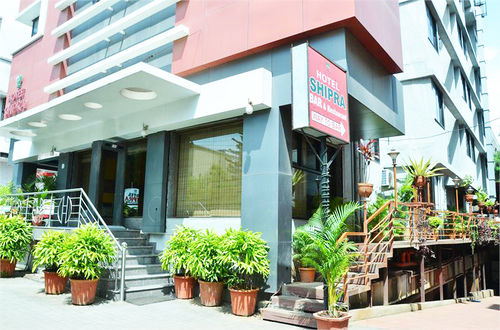 Hotel Shipra Regency 15