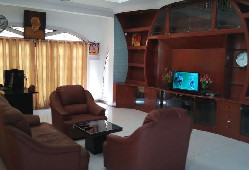 Hotel Fast Track Nungambakkam 13