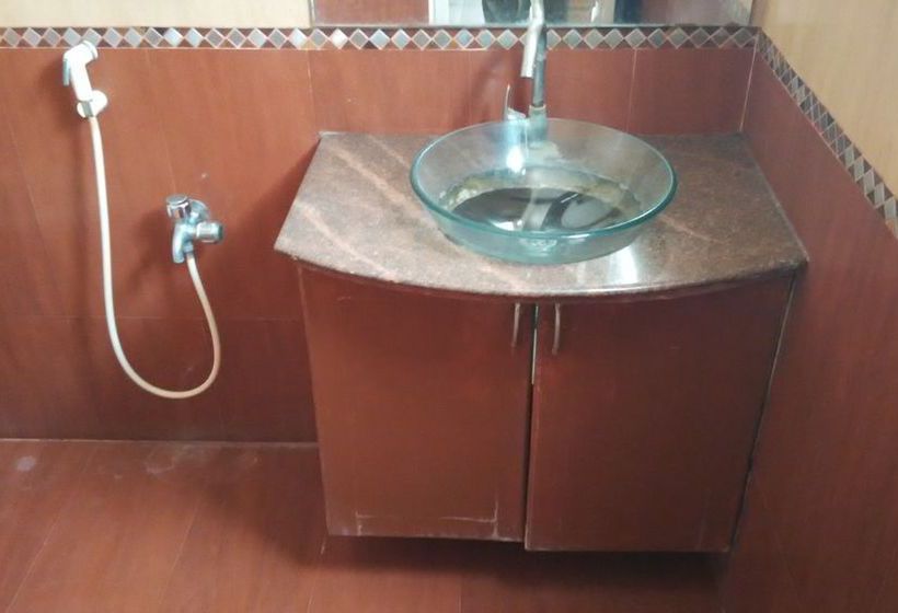 Hotel Fast Track Nungambakkam 5