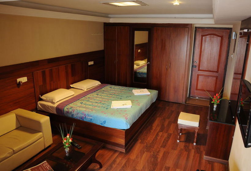 Hotel Fast Track Kodaikanal 12