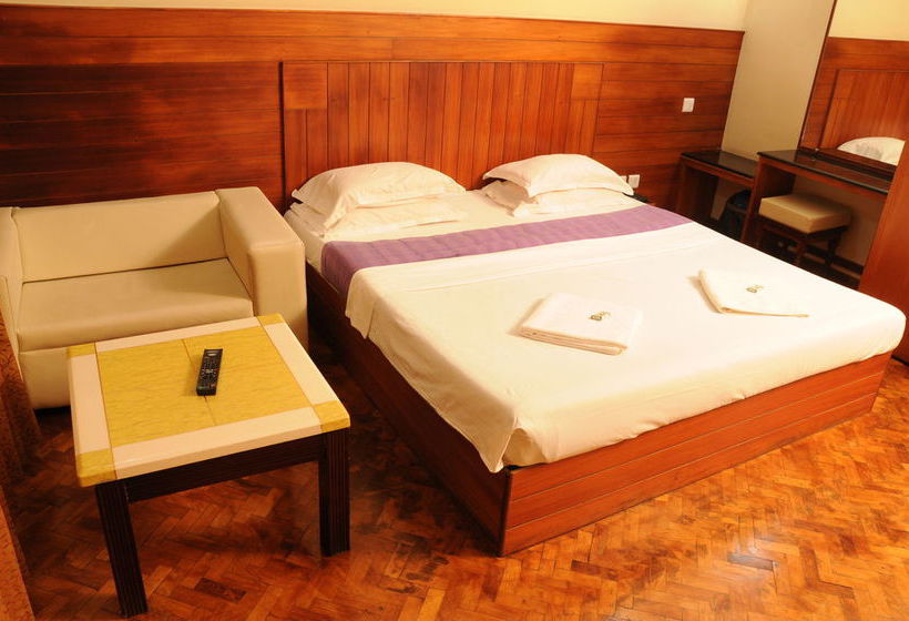 Hotel Fast Track Kodaikanal 5