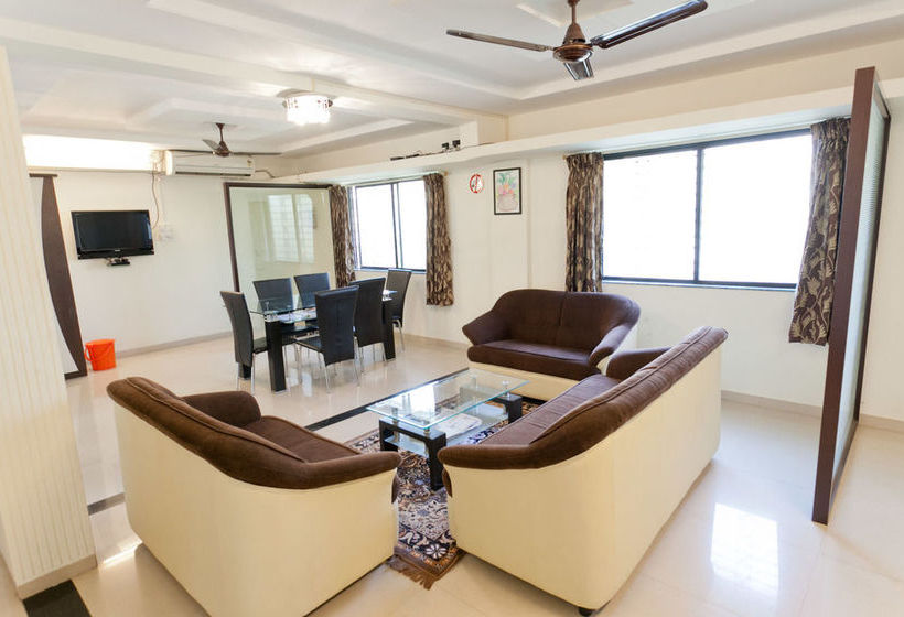 Amigo Serviced Apartments Chinchwad 13