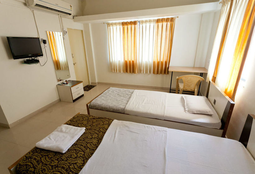 Amigo Serviced Apartments Chinchwad 4