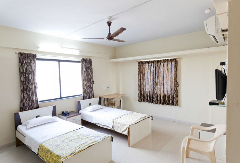 Amigo Serviced Apartments Chinchwad 8