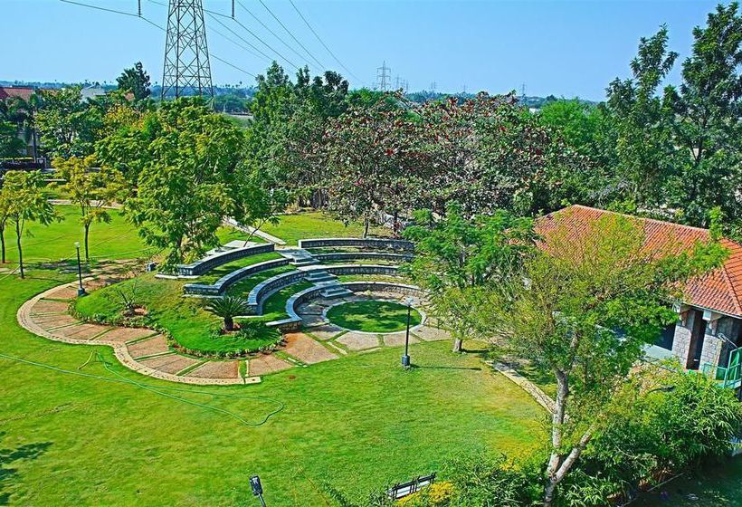 Summer Green Resort 11