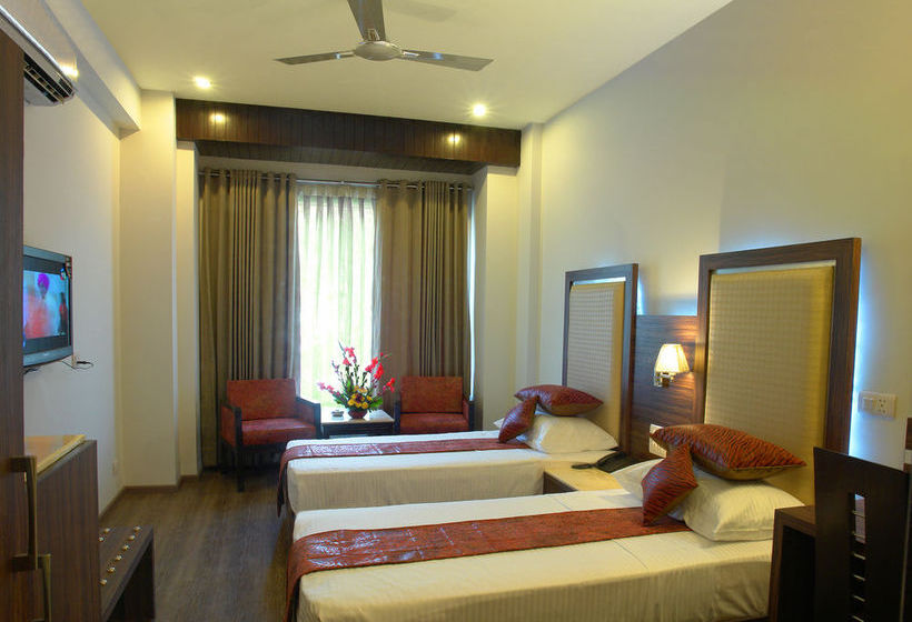 Hotel Sun Villa Gurgaon 18