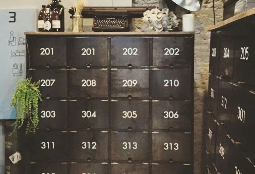 Bangkok Bed And Bike Hostel 11