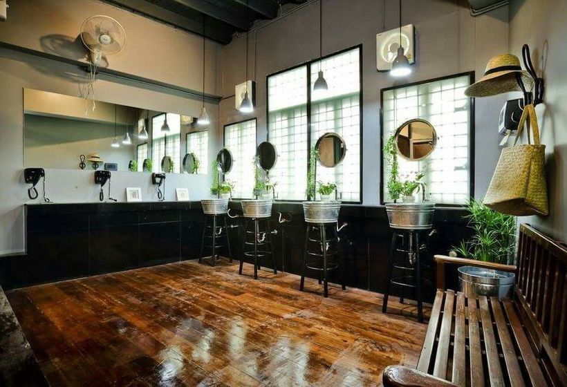 Bangkok Bed And Bike Hostel 3