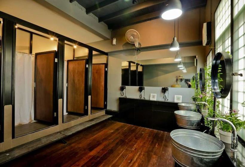 Bangkok Bed And Bike Hostel 4