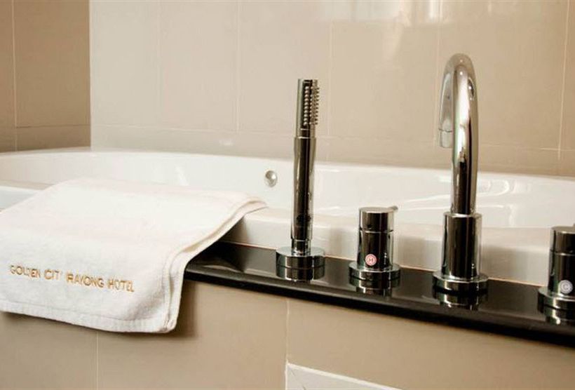 Hotel Golden City Rayong 1