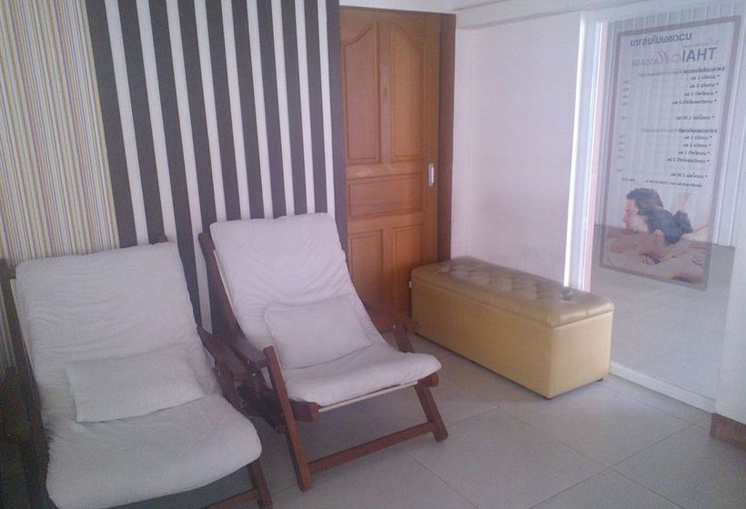 Hotel Golden City Rayong 9