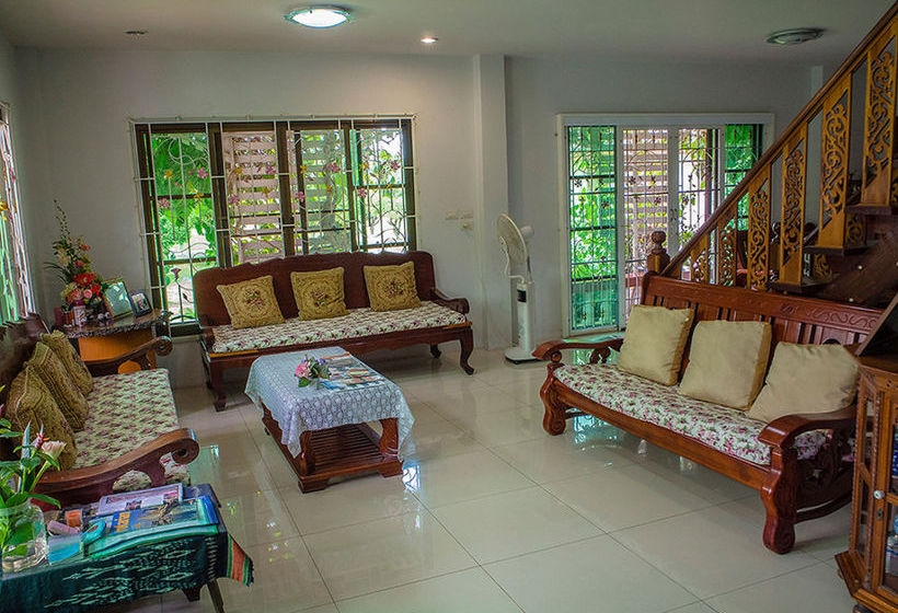 Hotel Loy Manee House 10