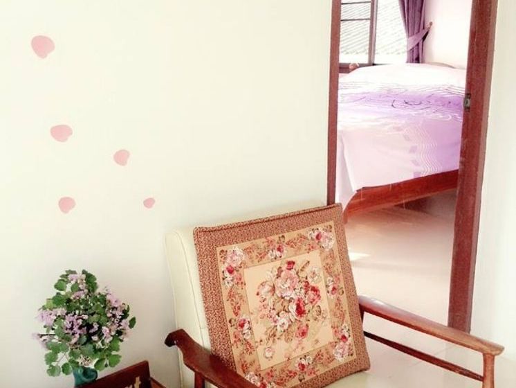 Hotel Loy Manee House 12