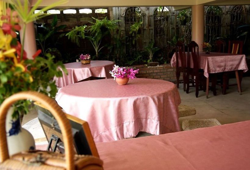 Hotel Loy Manee House 3