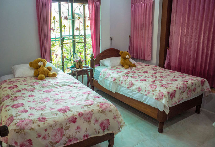 Hotel Loy Manee House 8