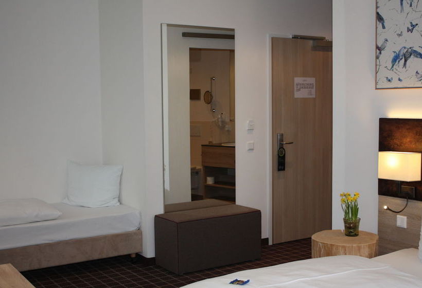 Business Class Hotel Ebersberg 19