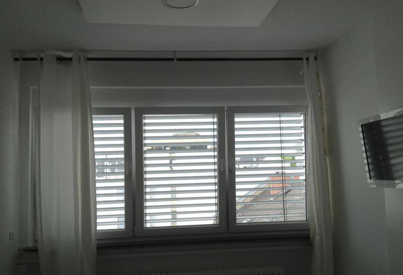 Business Hostel Wiesbaden One 2