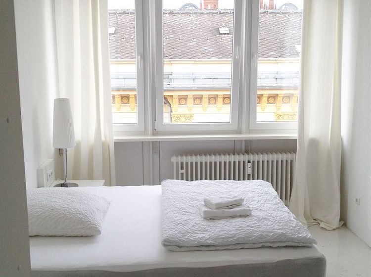 Business Hostel Wiesbaden One 7