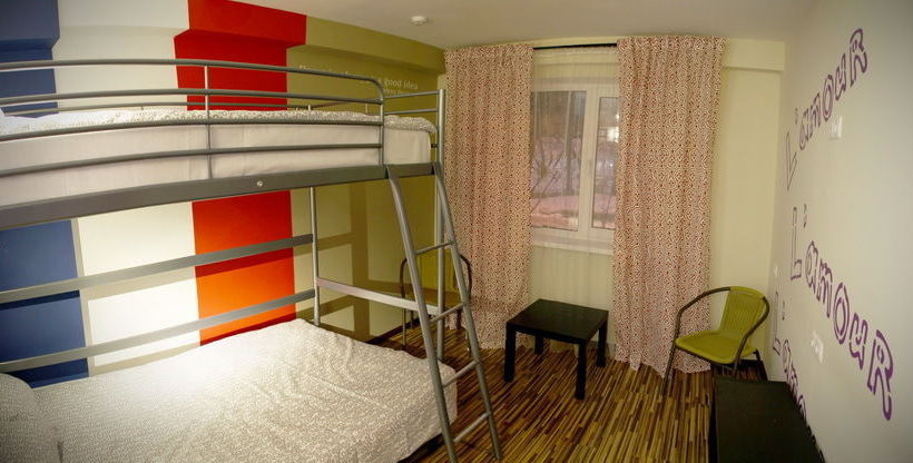 Club Best Days Hostel 13