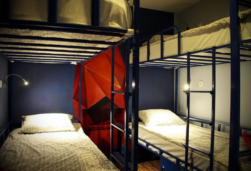 Club Best Days Hostel 16